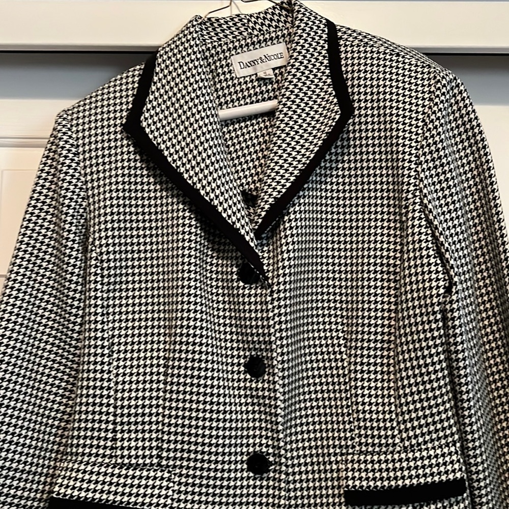 Beautiful jacket Danny &Nicole